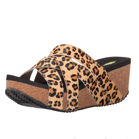 VERY VOLATILE Mayfield Leopard
wedges women’s shoes size 9 - Picture 15 of 17